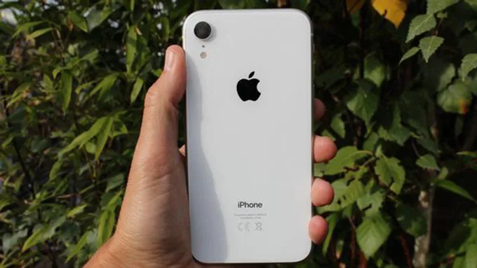 Dung lượng pin iPhone Xr 128GB cũ vẫn hoạt động tốt