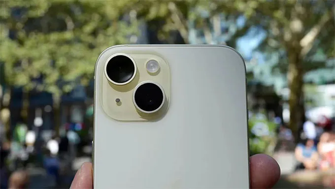iPhone 15 512GB tiếp tục được trang bị hệ thống cụm camera kép