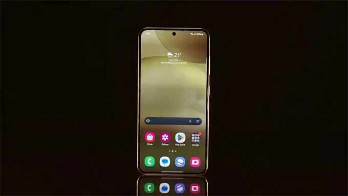 Màn hình thực sự là thay đổi lớn nhất của Galaxy S24 128GB bản Mỹ cũ