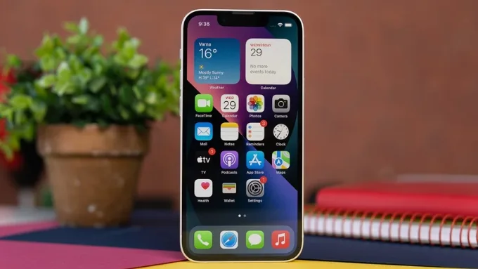 Thiết bị có màn hình Super Retina XDR OLED kích thước 5.4 inch