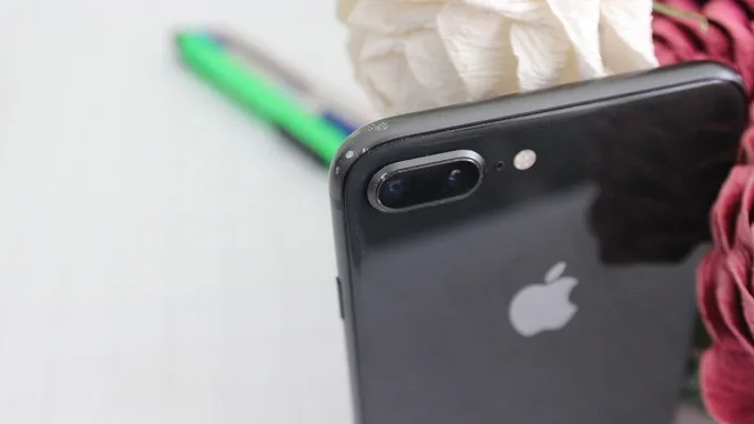 Cụm camera kép của iPhone 8 Plus 64GB cũ 97%