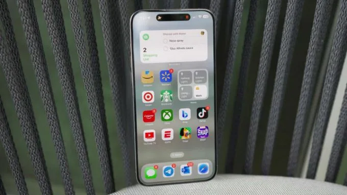 Màn hình iPhone 16 Pro Max 256GB VNA cũ lớn, sắc nét
