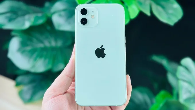 iPhone 12 128GB cũ 97% trang bị chip A14 Bionic 5nm, 6 nhân CPU và 4 nhân GPU