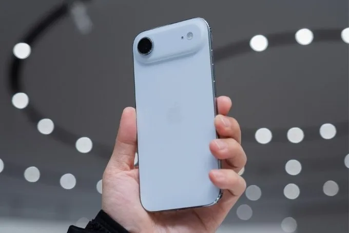 Thiết kế iPhone Air 512GB cũ 99% mỏng nhẹ