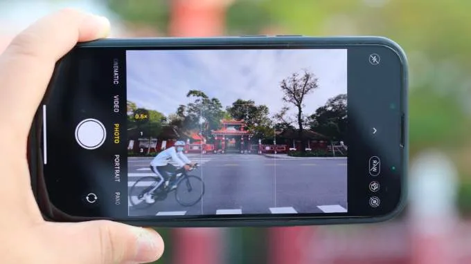 Camera trên iPhone 13 Pro 512GB cũ hỗ trợ quay chụp chuyên nghiệp