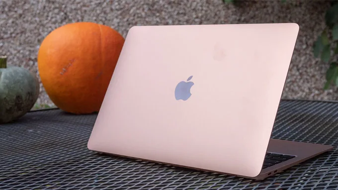 Thiết kế tinh tế, màn hình Retina sắc nét