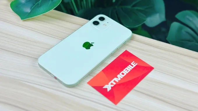 Thiết kế iPhone 12 128GB cũ bóng bẩy, sang trọng