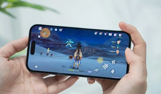 Hiệu năng máy vẫn ổn định nhờ con chip A17 Pro mạnh mẽ