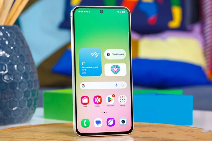Samsung Galaxy A56 5G được trang bị màn hình Super AMOLED 6.7 inch