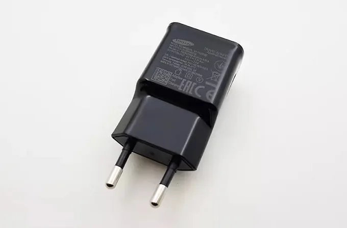Củ sạc nhanh Samsung đạt các chuẩn an toàn trước khi xuất xưởng