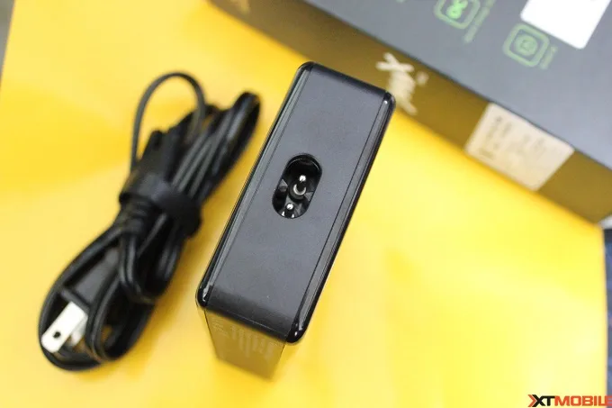Được hoàn thiện từ chất liệu cao cấp đem đến độ bền vượt trội