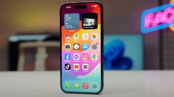 Màn hình iPhone 13 512GB cũ 97%