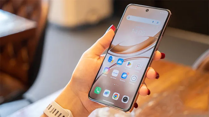 Điện thoại Vivo V50 Lite 5G chạy chip MediaTek Dimensity 6300