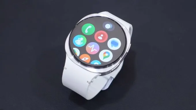 Dung lượng pin Đồng hồ Samsung Galaxy Watch 8 (LTE) 44mm