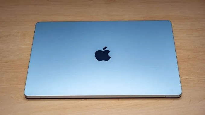 tản nhiệt của Macbook Air 15 inch M4 Chính hãng (VN/A)