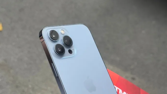 Cả 3 ống kính trên iPhone 13 Pro Max 128GB cũ 97% đều là loại 12MP, mang đến khả năng chụp ảnh sắc nét