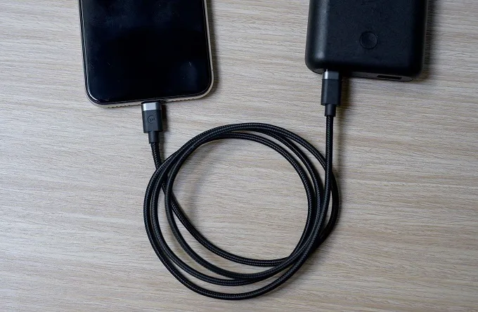 Với độ dài 1m tiêu chuẩn cáp sạc Mophie USB-C to Lightning MFI 1m sẽ phù hợp với mọi nhu cầu sử dụng của người dùng.