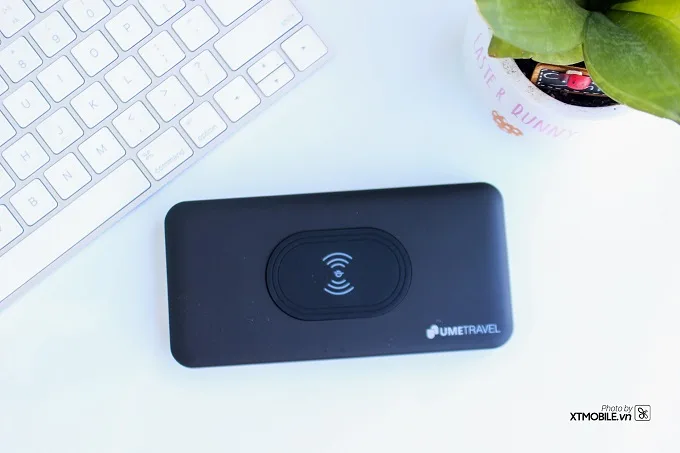 Pin sạc dự phòng Polymer 10000mAh - Umetravel PW1 có cả sạc không dây
