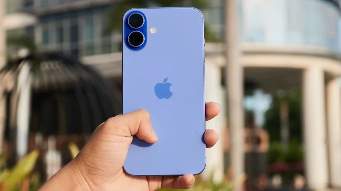 Cụm camera trên iPhone 16 Plus 256GB Cũ 99%
