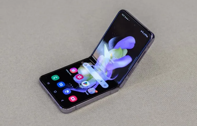 thoi-luong-pin-galaxy-z-flip4-xtmobile_2
