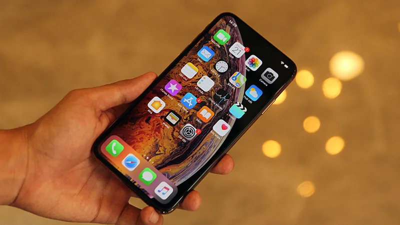 Man-hinh-cong-nghe-đinh-cao-tren-Xs-Max-XTmobile