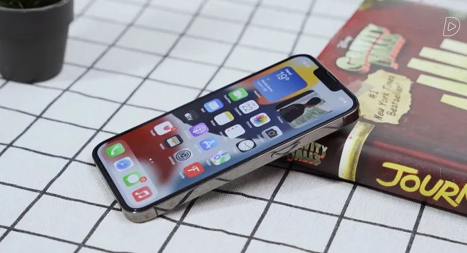 Màn hình 120Hz trên iPhone 13 Pro 256GB cũ mang lại trải nghiệm vuốt chạm mượt mà