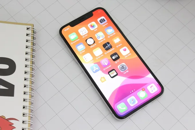iPhone XS 64GB cũ 97% sở hữu màn hình LCD