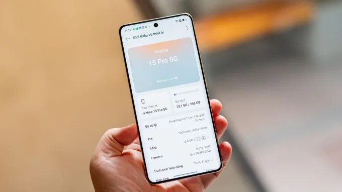 Viên pin 7000 mAh bền bỉ, sạc nhanh 80W tiện lợi