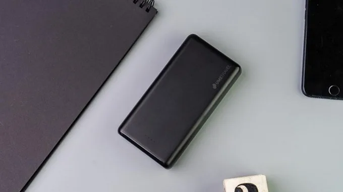 Pin sạc dự phòng Polymer Umetravel TRIP20C 20000mAh nhiều cổng sạc và công nghệ an toàn