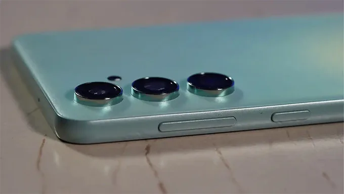 Galaxy M55 5G 12GB/ 256GB mang đến hệ thống camera đa năng