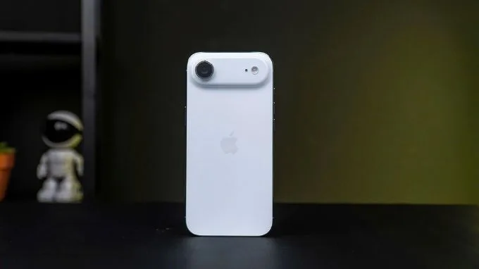 Thiết kế iPhone Air 512GB cũ 97% siêu mỏng, tinh tế và cao cấp