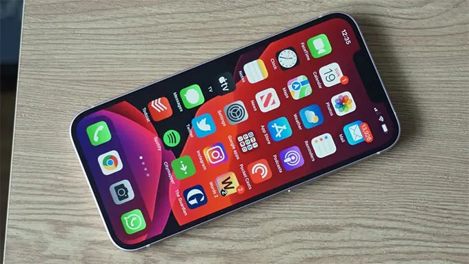 Hiệu năng iPhone 13 128GB cũ 97% xử lý mượt mà mọi tác vụ