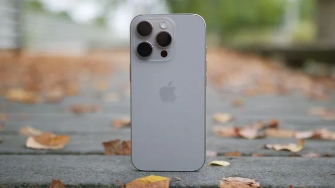 Thiết kế bên ngoài iPhone 16 Pro cũ