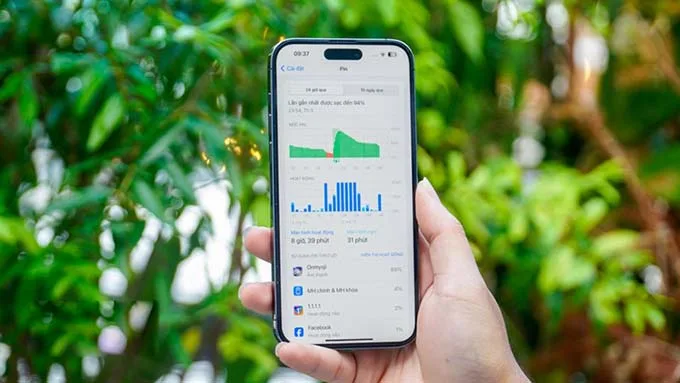 iPhone 15 cũ dư sức mang lại thời lượng pin sử dụng cả ngày
