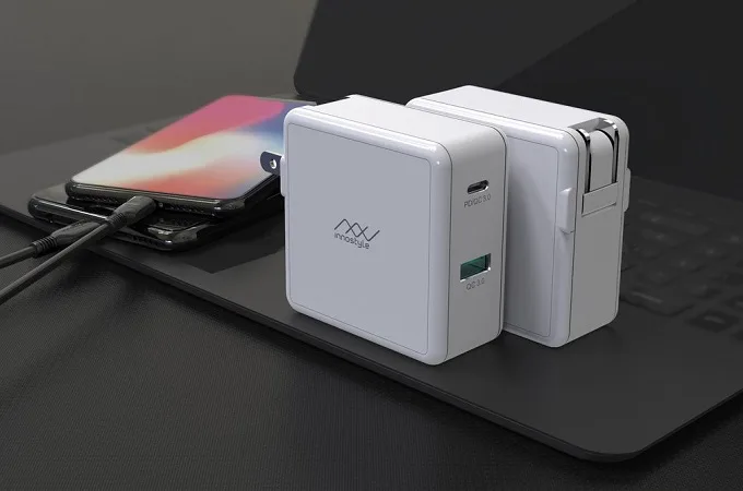 Củ sạc Innostyle 46.5W với thiết kế gọn gàng