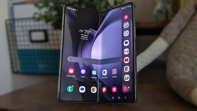 Khả năng hiển thị ấn tượng của Samsung Galaxy Z Fold 5 256GB