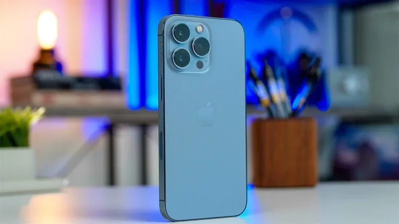 Có nên mua iPhone 13 Pro 256GB cũ ở thời điểm hiện tại