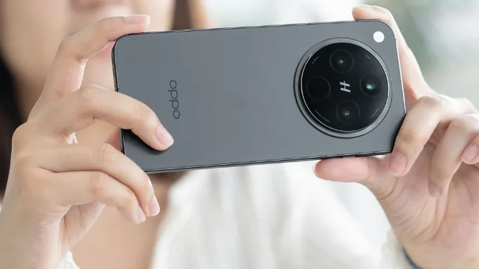 Cụm camera mặt lưng của Oppo Find X8 5G 512GB