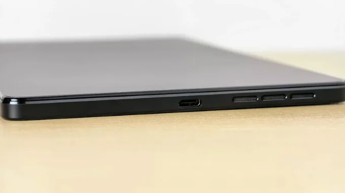 Legion Y700 2025 được trang bị camera sau 13MP