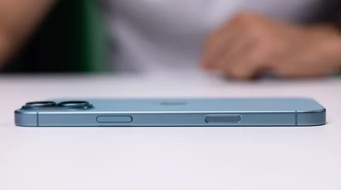 Ngoại hình iPhone 16 Plus 512GB cũ 97% cũ đẹp