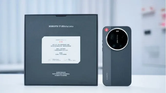 Thiết kế cổ điển, tinh tế và rất “Leica”