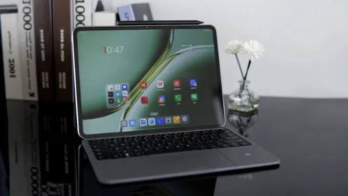 OnePlus Pad Pro có bàn phím ngoài tiện dụng