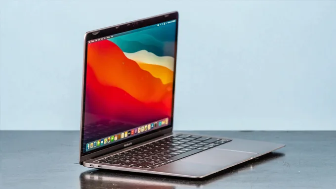 Macbook Air M1 2020 16GB trở nên nổi bật nhất chính là được trang bị chip M1
