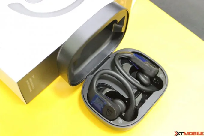 Thiết kế tai nghe Soundpeats Truewings mang đậm chất thể thao với vòm đeo tai độc đáo