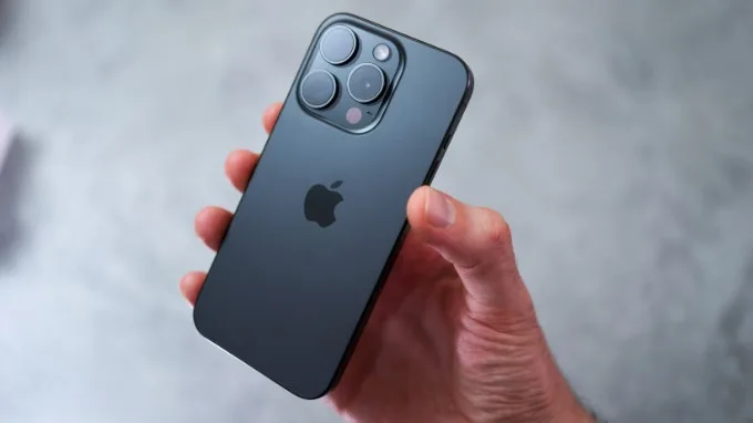 Thiết kế iPhone 15 Pro 512GB Cũ Đẹp 97%