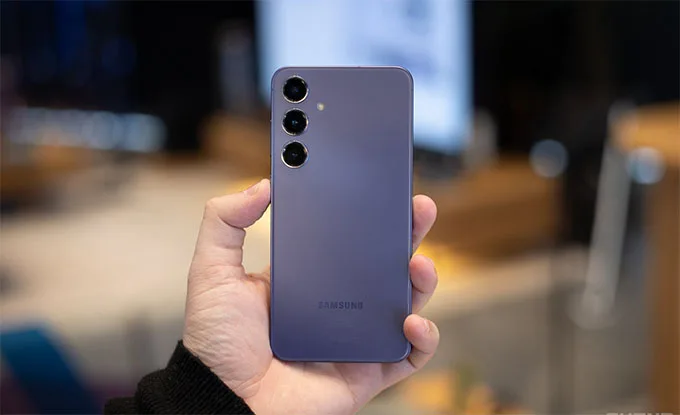 Samsung S24 Plus 512GB đi kèm với thiết lập 3 camera như thế hệ tiền nhiệm