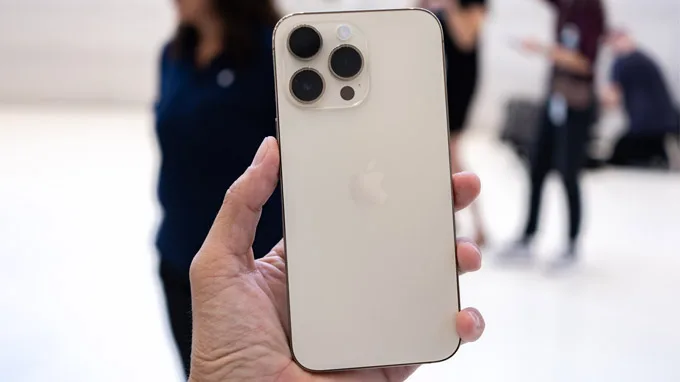 Thiết kế iPhone 14 Pro 256GB cũ bền bỉ, không trầy xước