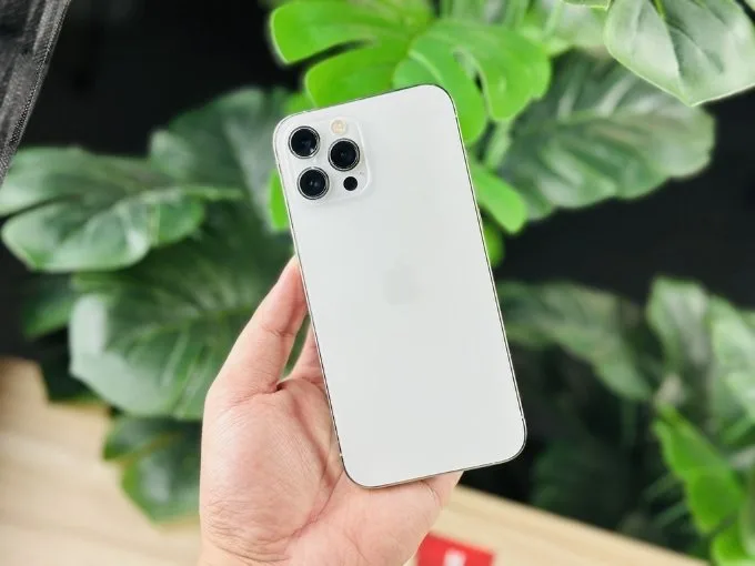 Thiết kế iPhone 12 Pro 512GGB cũ 97%