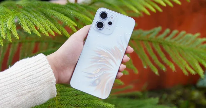 Chi tiết đánh giá Oppo Reno 14 F 512GB