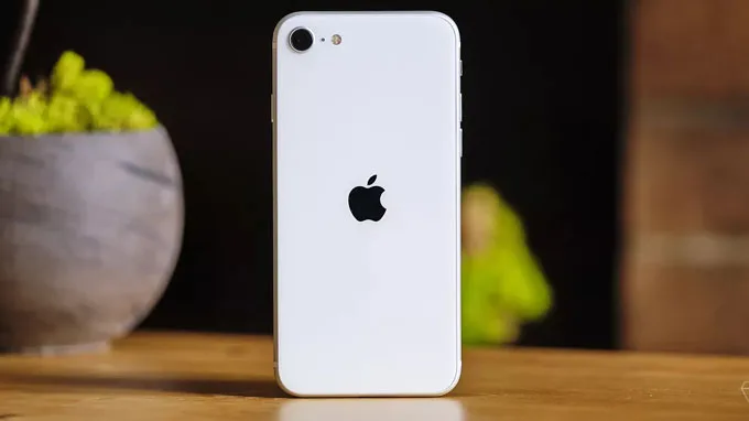 iPhone SE 2020 128GB cũ thiết kế nhỏ gọn, bền bỉ